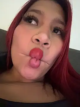 دردشة Cherry_Charlottee الجنسية المباشرة
