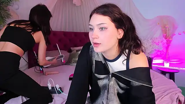CruelKitttyn Live XXX chat