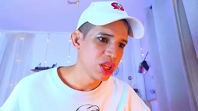 Chat XXX en directo de Ariel_Femboy_