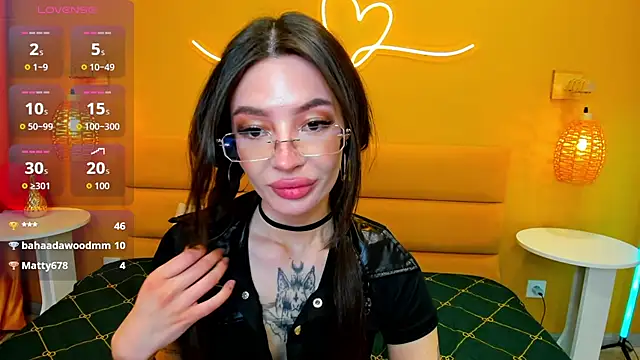 IvyDainty's Live XXX Chat