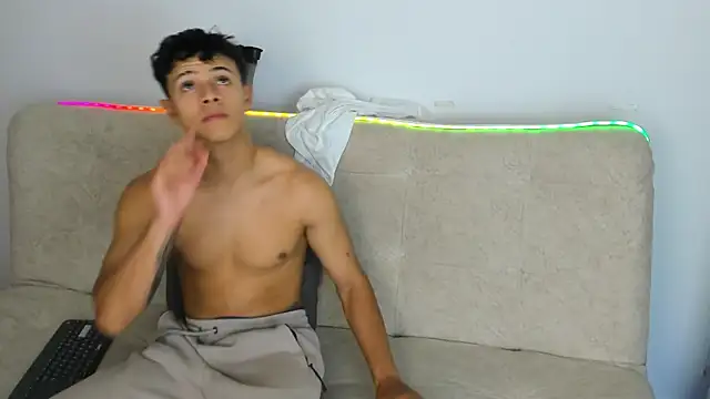 Chatroom XXX en direct de _Alex_Colton