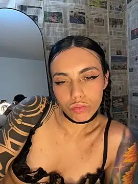 i_am_nina_ Chat XXX in diretta