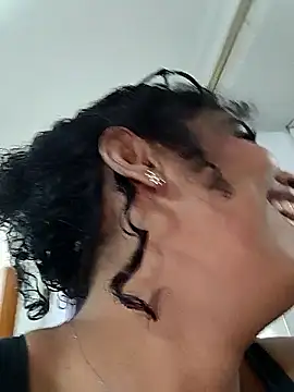SheyLopez 现场XXX聊天