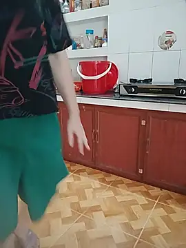 Czat XXX na żywo – LiilyZi