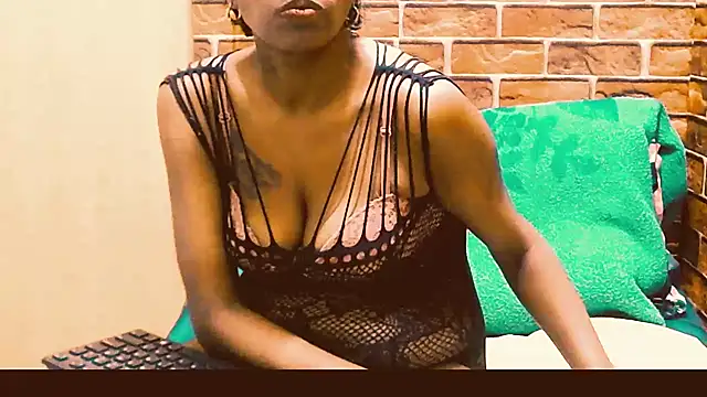 Fuckable_Nasty_MILF Chat XXX in diretta