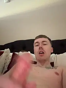 Show de lukalovesyou na webcam