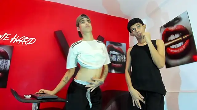 TWINKS_BOYSX's Live XXX Chat