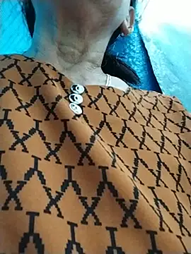 Czat XXX na żywo – mouth22