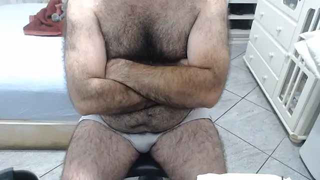 MysterBearMG Chat XXX in diretta
