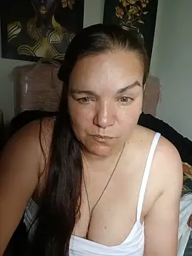 Zuleyka_69's Live XXX Chat