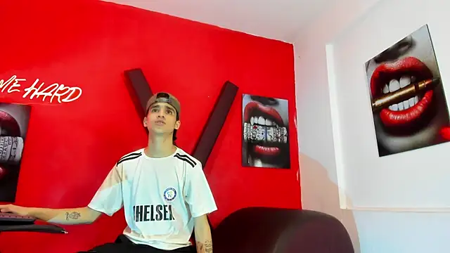 TWINKS_BOYSX Chat XXX in diretta