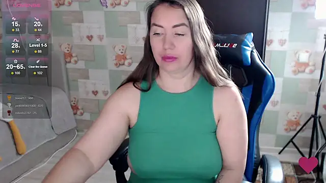 Korolek12's Live XXX Chat