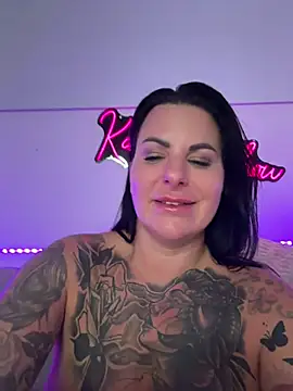 InKed-Kathy live XXX chat