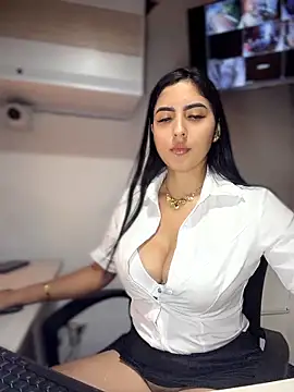 XXX chat uživo modela I_AM_SOPHIE_