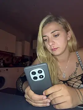 MariaChanel Chat XXX in diretta