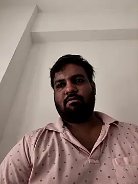 vinay_smalldick Chat XXX in diretta