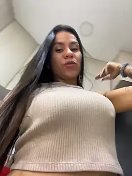ReggieG Chat XXX in diretta
