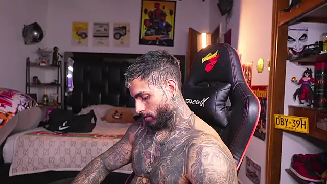 Chat +18 de logan_hugh8 ao vivo