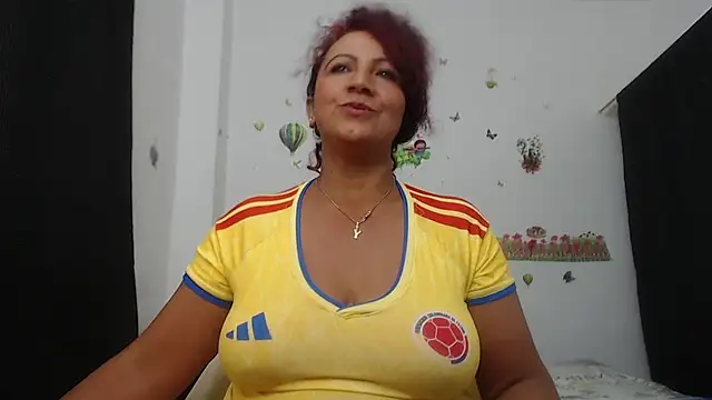 yosselin23 Live XXX-Chat
