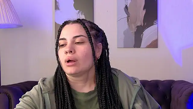 دردشة AdrianaToress الجنسية المباشرة