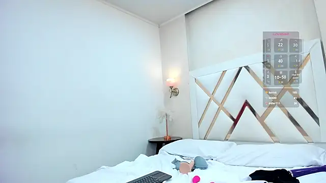 Sky_Collins_'s Live XXX Chat