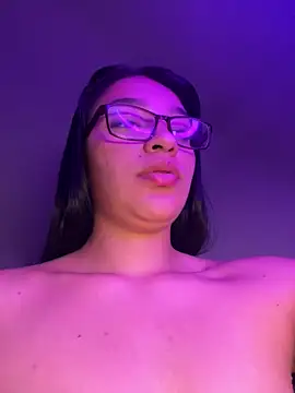 Czat XXX na żywo – Hhannachiki
