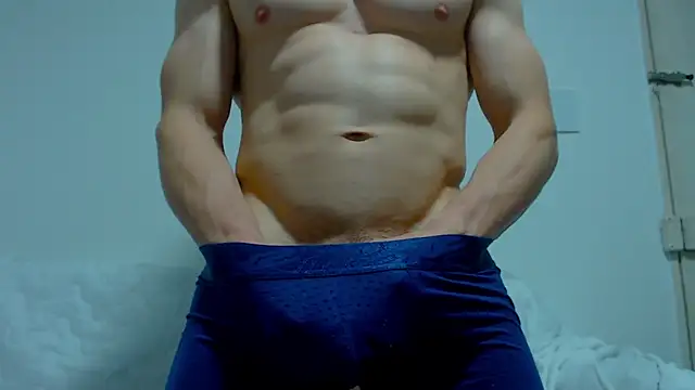 Chat +18 de Rocky_Muscle ao vivo