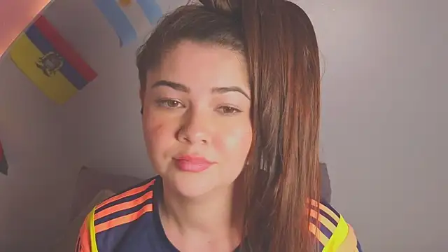 Chat +18 de amyvans_ ao vivo