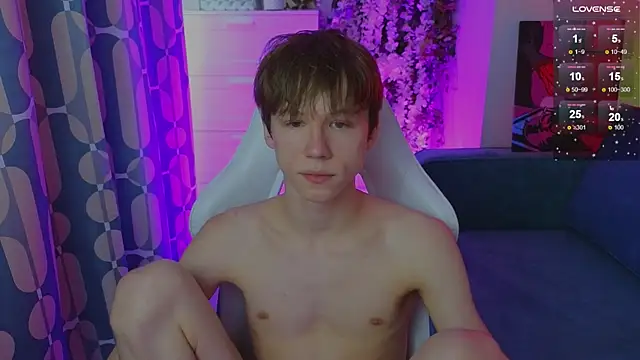 Chatroom XXX en direct de cuMte_boy