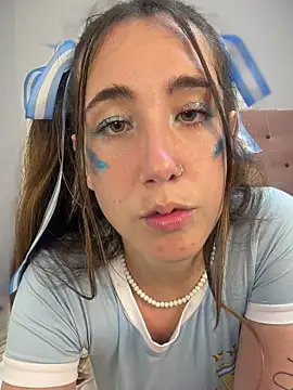 AlissonDavenport Adlı Modelin Canlı XXX Sohbeti