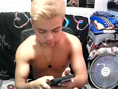 Theboy_cummerx69 Obrolan Langsung XXX