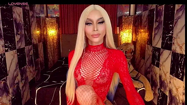 SeductiveSamanthaTS Adlı Modelin Canlı XXX Sohbeti