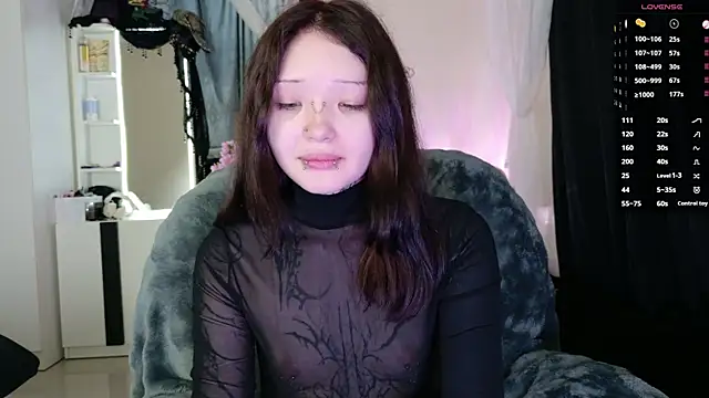 Chat +18 de Lein_Bone ao vivo