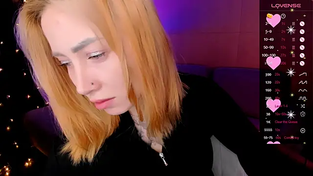 XXX chat uživo modela deboramoore