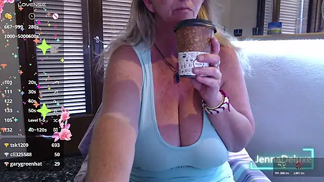 JennaDeluxe লাইভ XXX চ্যাট