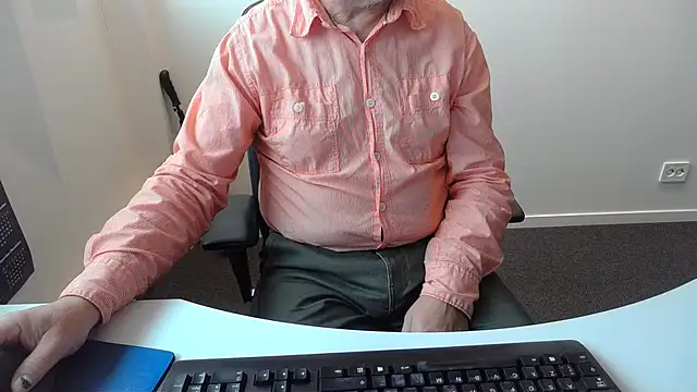 Buggemann Live XXX Chat