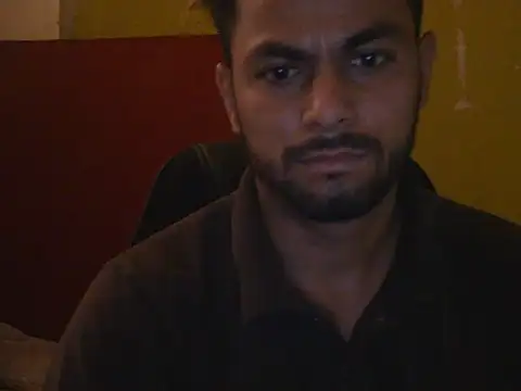 Stubborndesiboy 라이브 XXX 채팅