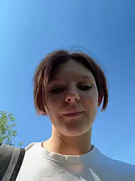 NinaParri élő XXX-chatje
