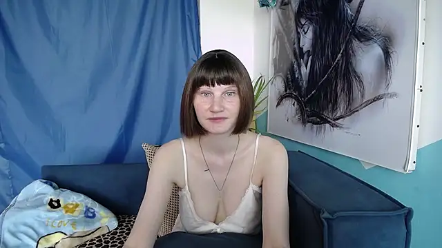 cornflower_mm élő XXX-chatje