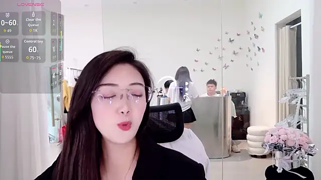 yangyang-777 – Live XXX-chat