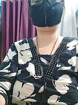 Aishwaryaa_69 Live XXX Chat