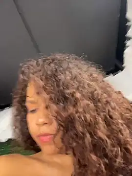 CurlyOopsieXXXのライブXXXチャット