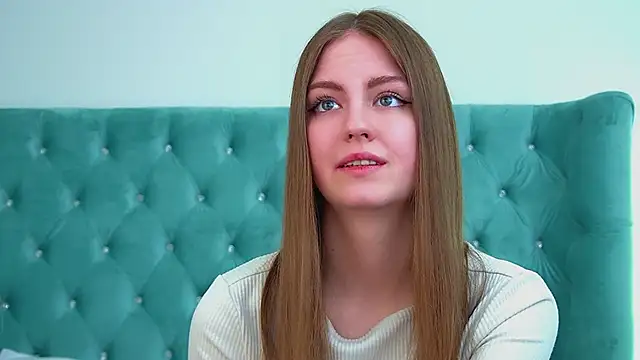 SofiaSarvains' Live XXX Chat