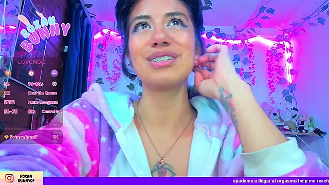 Chat XXX ao vivo de Roxanbunny1
