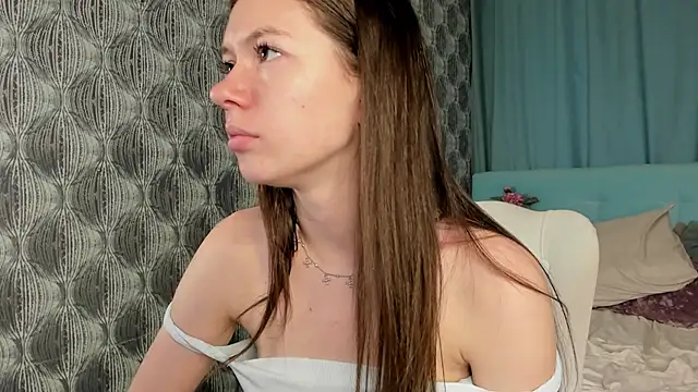 Nicole_Charm élő XXX-chatje