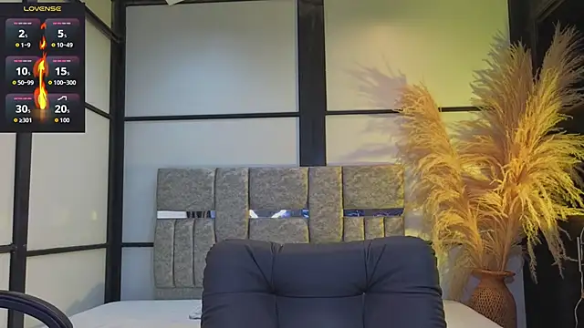 EdwardRoss_ Chat XXX live