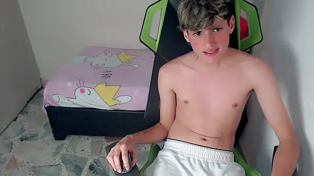 Chat +18 de Pablito_junior ao vivo