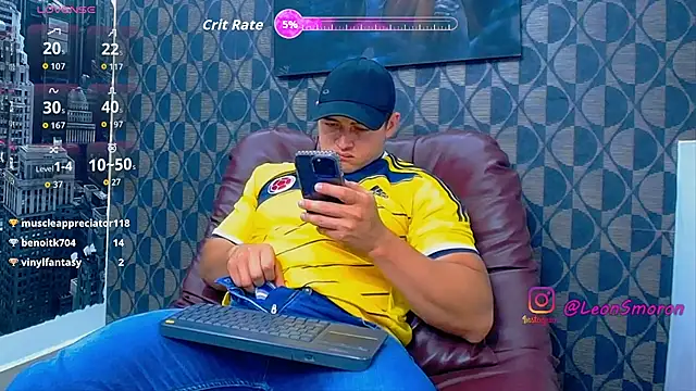 Leonsmoron লাইভ XXX চ্যাট