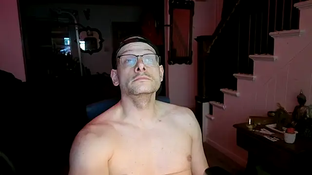 MasterDaddyCool élő XXX-chatje