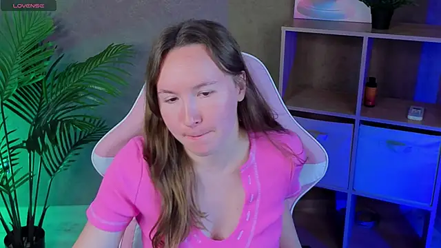 Chat +18 de SindieStormm ao vivo